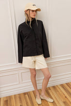 Lightweight Mesh-Lined Windbreaker Jacket