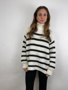 Aki Turtleneck Sweater