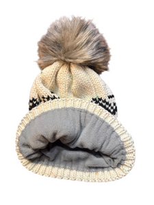 Speckled Pattern Pom Hat