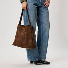 Neve Croc Embossed Tote