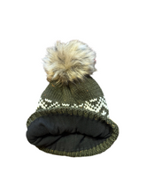 Speckled Pattern Pom Hat