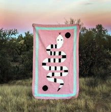Sueños Limited Edition Handwoven Blanket