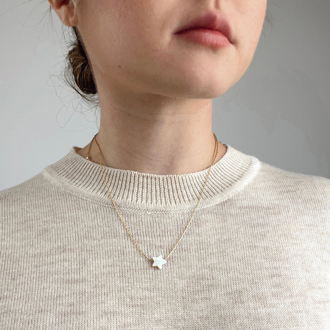 Mother Pearl Star Necklace