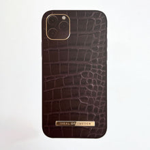 Deep Walnut Croco Atelier Phone Case